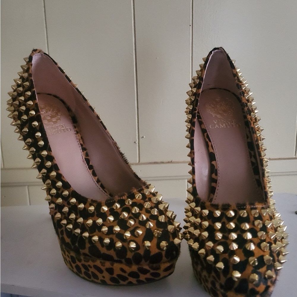 Vince Camuto heels size 8 women’s lightly worn once